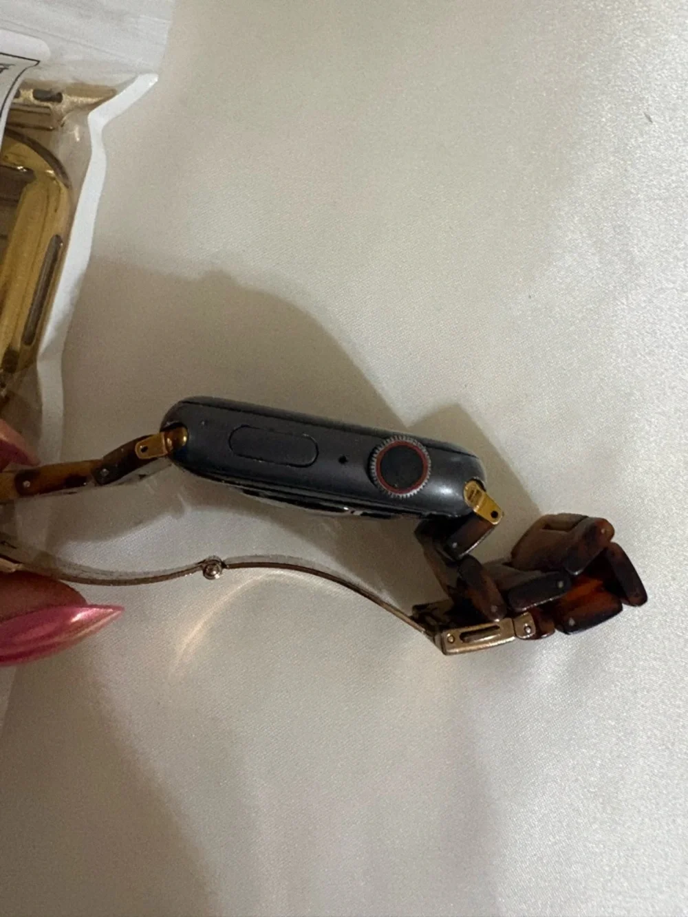 Apple gold replacement